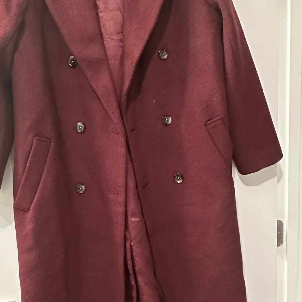 Abercrombie & Fitch Women's maroon Coat size medium- NWOT - Picture 2 of 4